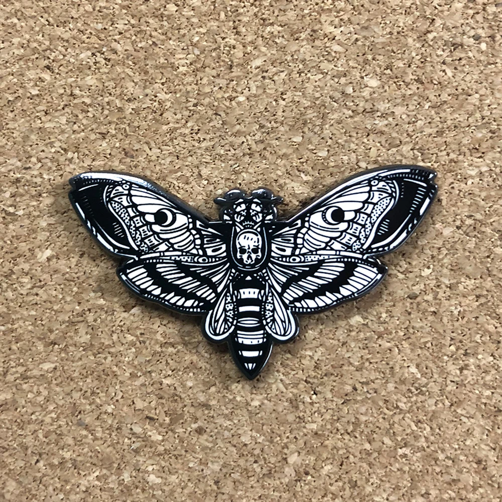Vintage Halloween Skull Moth Horror Enamel Pin Clothes Badges on Backpack Lapel Pins Decorative Jewelry Backpack Accessories
Vintage Halloween Skull Moth Horror Enamel Pin Clothes Badges on Backpack Lapel Pins Decorative Jewelry Backpack Accessories