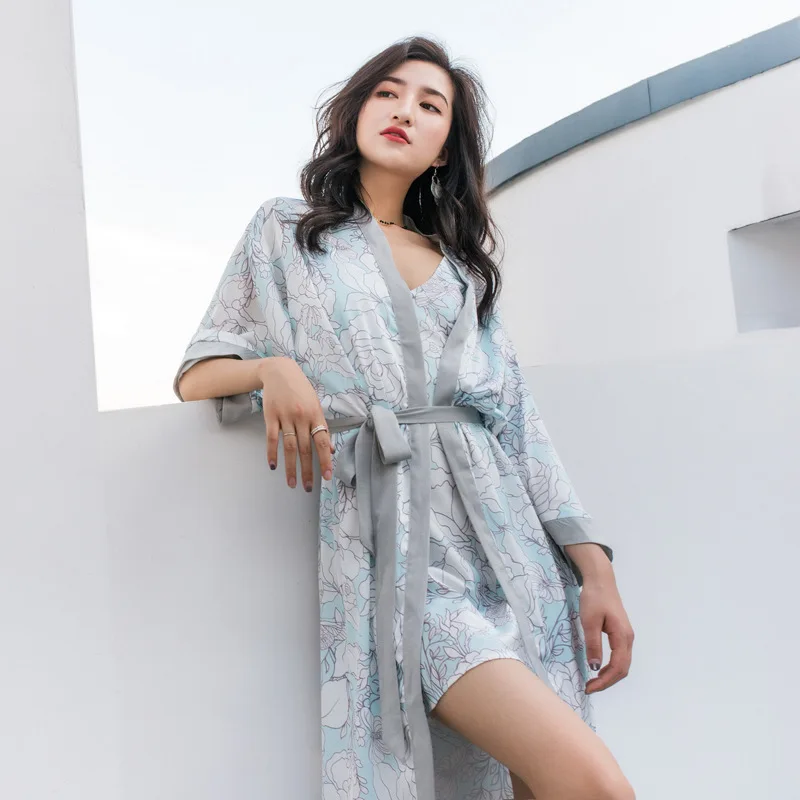 Summer Nightgown Bathrobe 2 Piece Household Clothes Women Pijamas Dress Lingerie with Robe Set Ice Silk Sling Sleepwear Sets
Summer Nightgown Bathrobe 2 Piece Household Clothes Women Pijamas Dress Lingerie with Robe Set Ice Silk Sling Sleepwear Sets