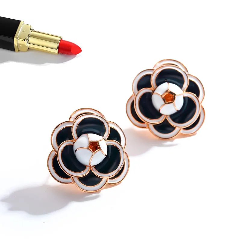 Fashion famous design camellia earrings women party flower earring accessories gifts
Fashion famous design camellia earrings women party flower earring accessories gifts