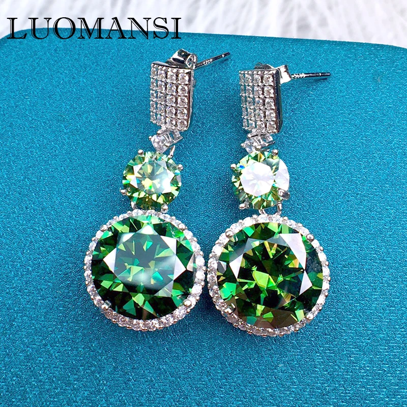 Luomansi Luxury 5+1CT 11MM Green Moissanite Earrings Passed Diamond Test S925 Jewelry Women's Wedding Party
Luomansi Luxury 5+1CT 11MM Green Moissanite Earrings Passed Diamond Test S925 Jewelry Women's Wedding Party