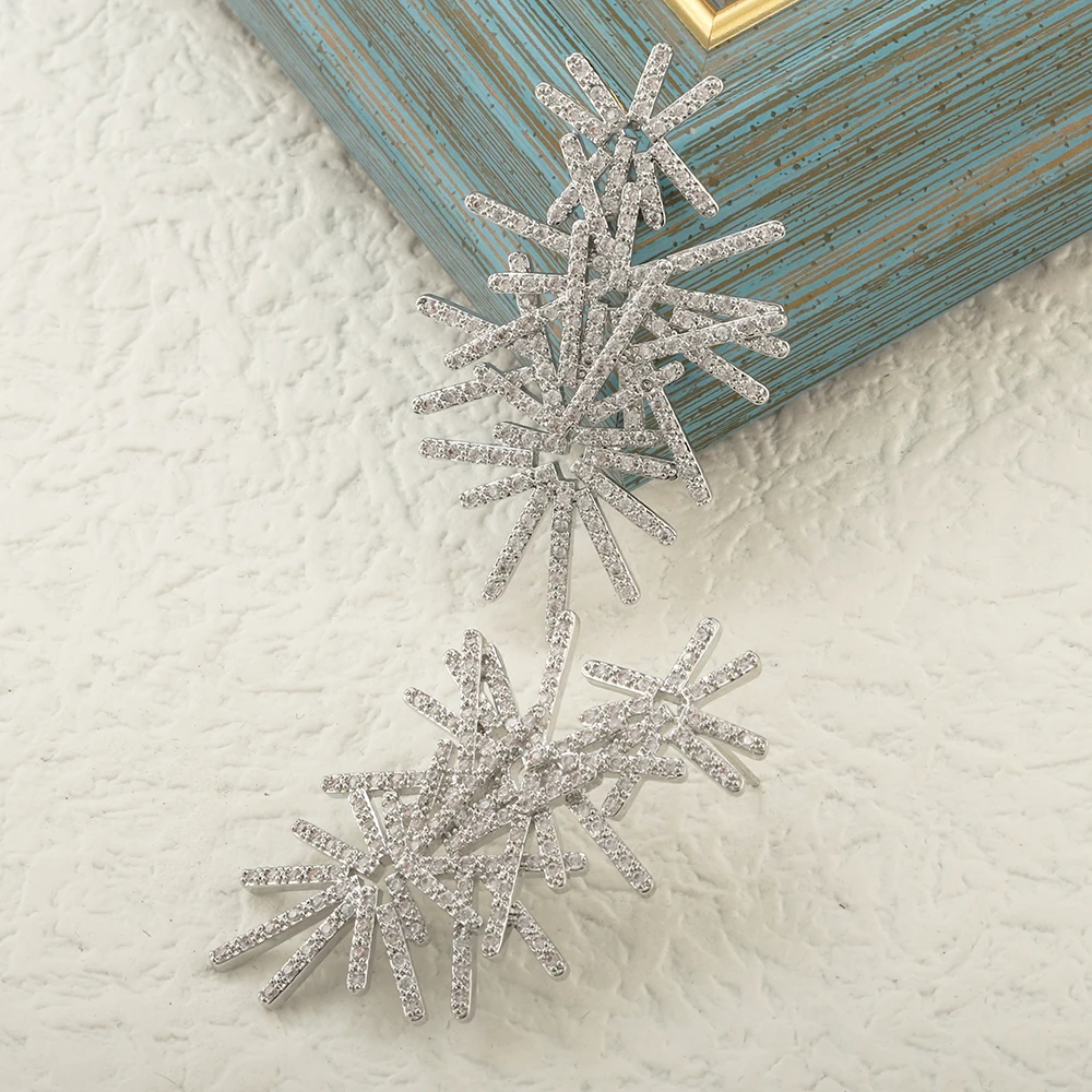 Snowflake Linear Geometric Stud Earrings Densely Inlaid Handmade High-end Jewelry 2021 Fashion Trend for Women серьги гвоздики
Snowflake Linear Geometric Stud Earrings Densely Inlaid Handmade High-end Jewelry 2021 Fashion Trend for Women серьги гвоздики