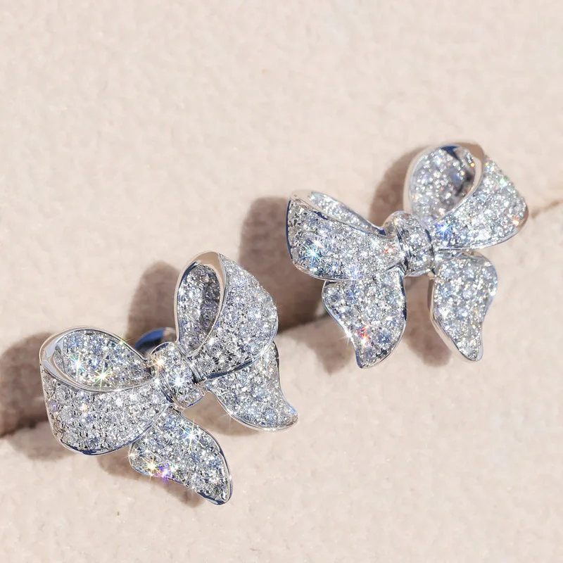 Simple 925 Silver Needle Big Dazzling Bowknot CZ Zircon Crystal Stud Earrings For Women S925 Stamp Needle Wedding Plata Jewelry
Simple 925 Silver Needle Big Dazzling Bowknot CZ Zircon Crystal Stud Earrings For Women S925 Stamp Needle Wedding Plata Jewelry