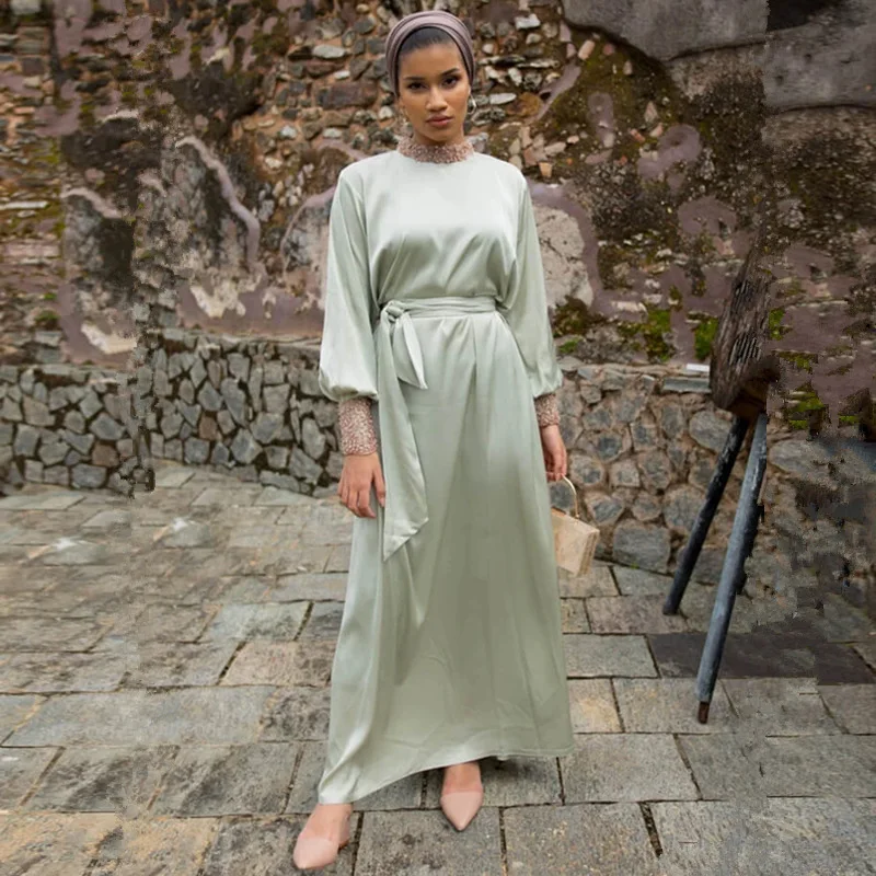 Caftan Dress Round neck Hijab abayas for women Lace Muslim Fashion Beading Abaya Dubai American Clothing
Caftan Dress Round neck Hijab abayas for women Lace Muslim Fashion Beading Abaya Dubai American Clothing