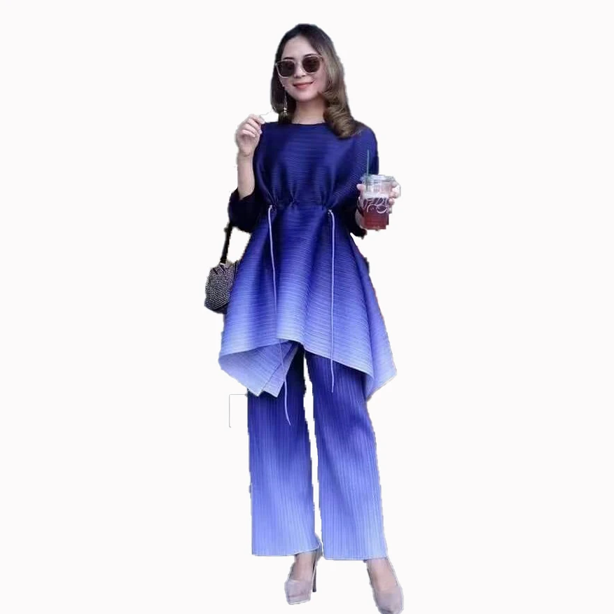 2023 Spring New Miyake Pleated Fashion Loose Gradient Suit Waist Rope Design High Temperament Hot Sales Can Be Delivered
2023 Spring New Miyake Pleated Fashion Loose Gradient Suit Waist Rope Design High Temperament Hot Sales Can Be Delivered