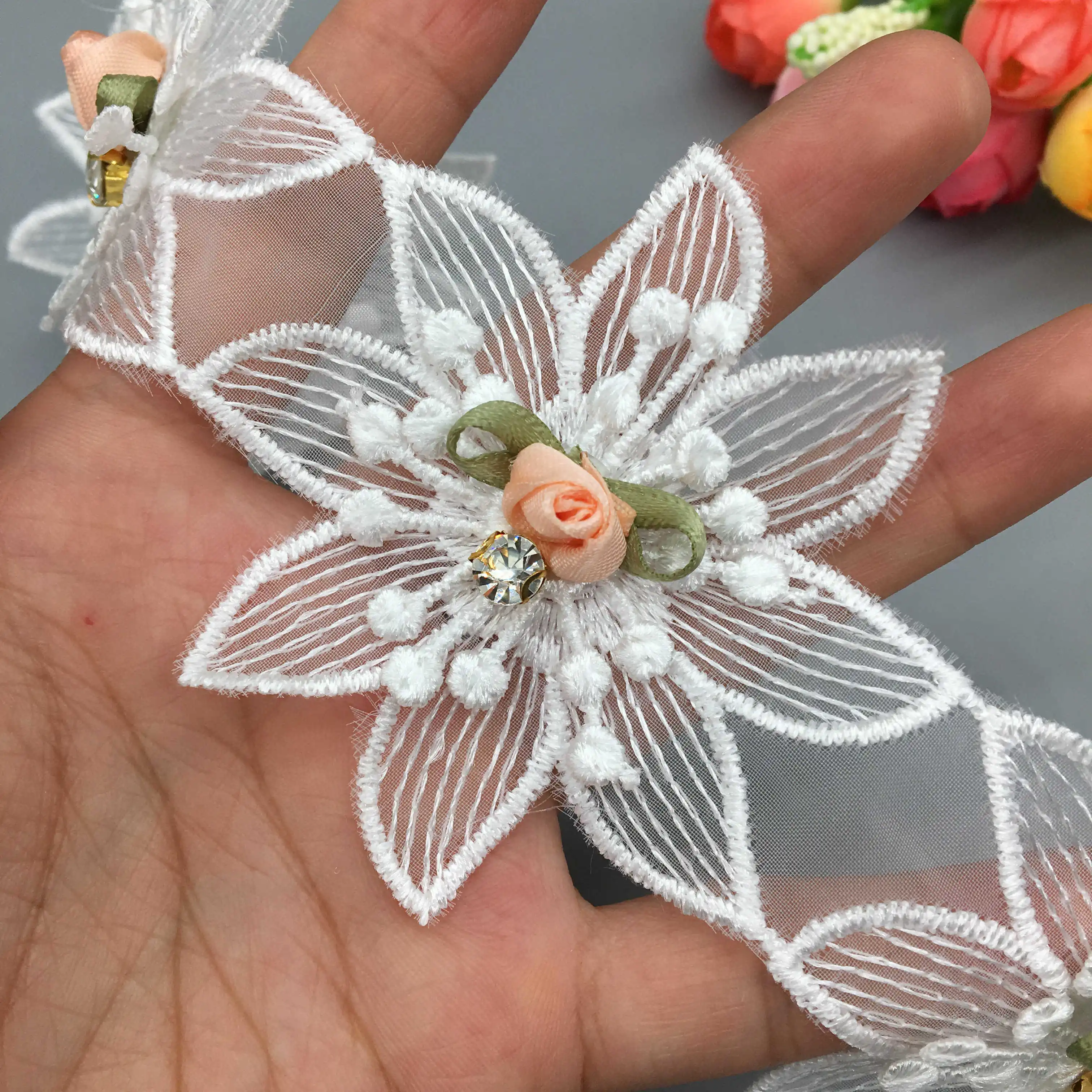 10Pcs Diamond 3D Flower White Lace Trim Fabric Lace Ribbon Embroidered Applique Sewing Crafts Wedding Dress Hat Clothes 6.5cm
10Pcs Diamond 3D Flower White Lace Trim Fabric Lace Ribbon Embroidered Applique Sewing Crafts Wedding Dress Hat Clothes 6.5cm
