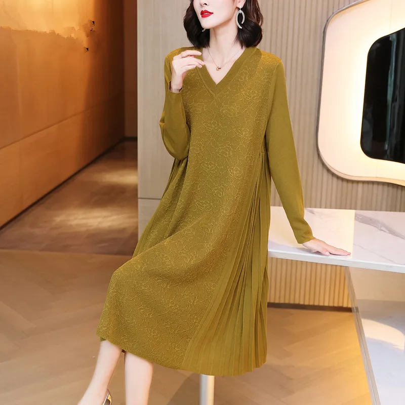 Autumn Winter Knitted Cotton Thick Warm Midi Sweater Dresses 2024 Korean Vintage Casual Pullovers Women Elegant Bodycon Sweaters
Autumn Winter Knitted Cotton Thick Warm Midi Sweater Dresses 2024 Korean Vintage Casual Pullovers Women Elegant Bodycon Sweaters