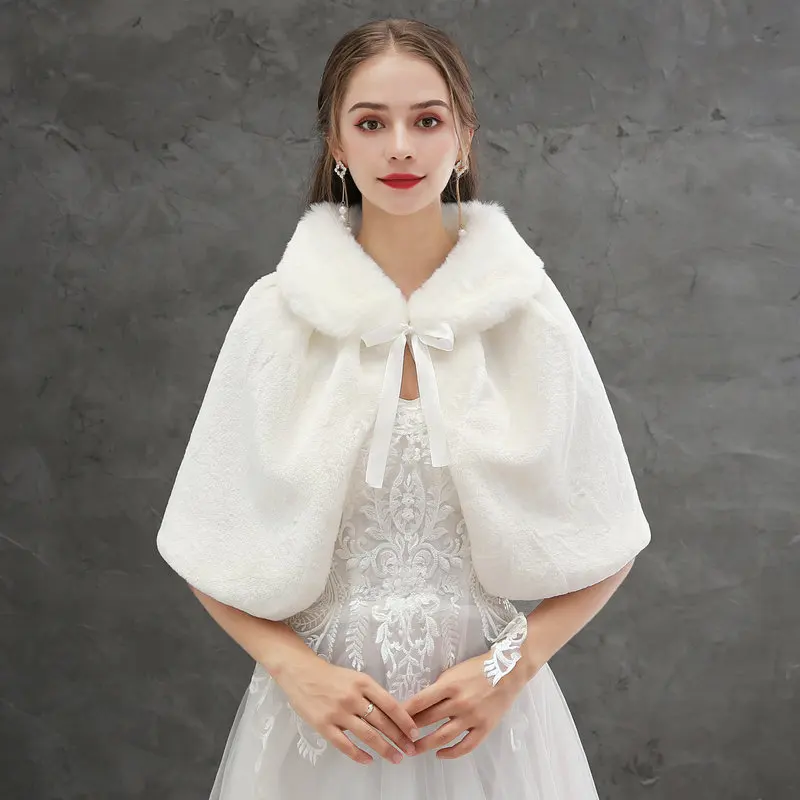 Real Pictures Fur Faux Winter Wedding Bridal Bolero Women Wedding Cape In Stock Bride Cloaks Wedding Coat Jacket Party Fur Wrap
Real Pictures Fur Faux Winter Wedding Bridal Bolero Women Wedding Cape In Stock Bride Cloaks Wedding Coat Jacket Party Fur Wrap