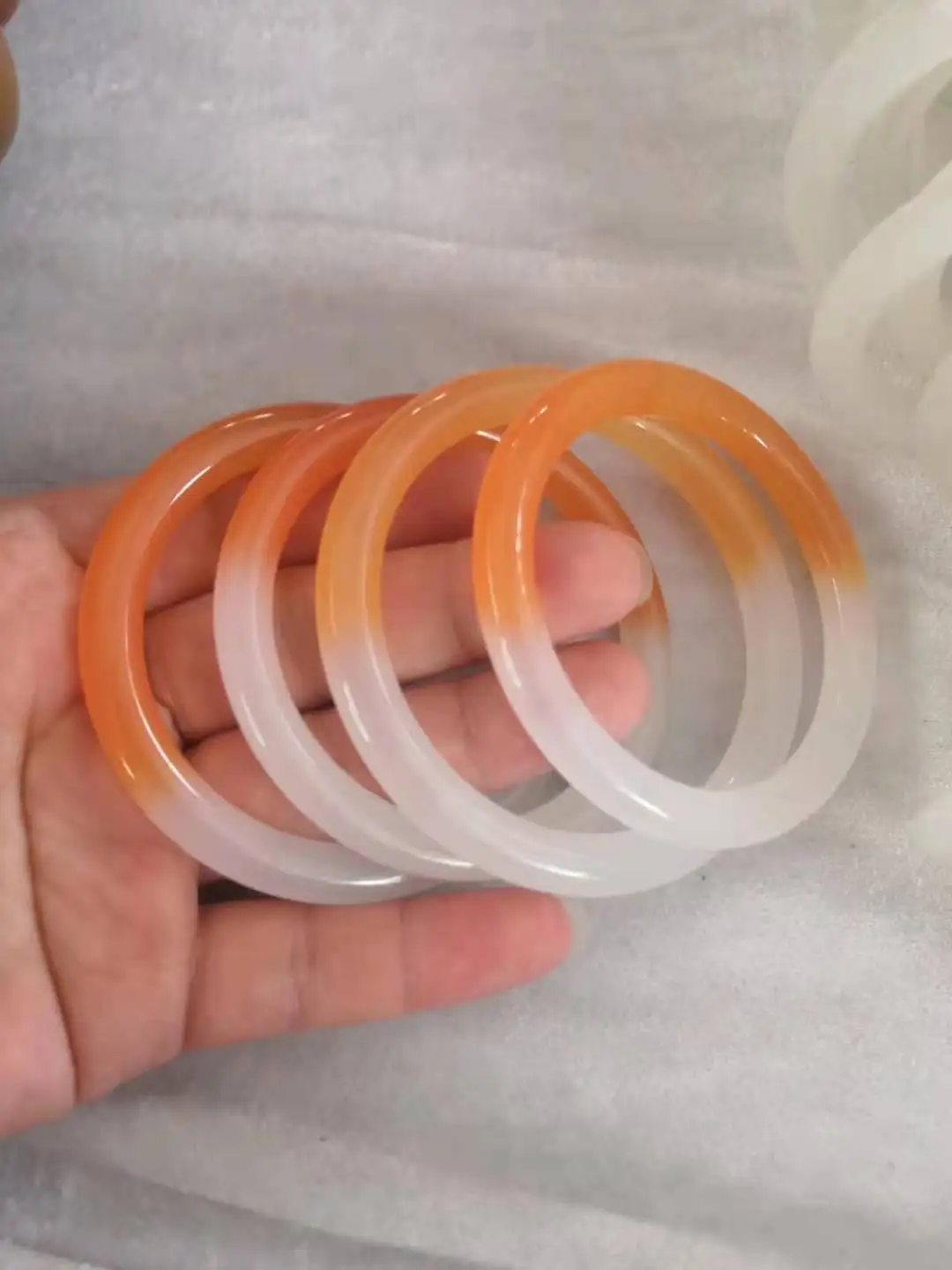 100% Natural Xinjiang jinsiyu bangle jadeite elegant princess bracelet gift for friend jade jewelry women bangle bangle
100% Natural Xinjiang jinsiyu bangle jadeite elegant princess bracelet gift for friend jade jewelry women bangle bangle