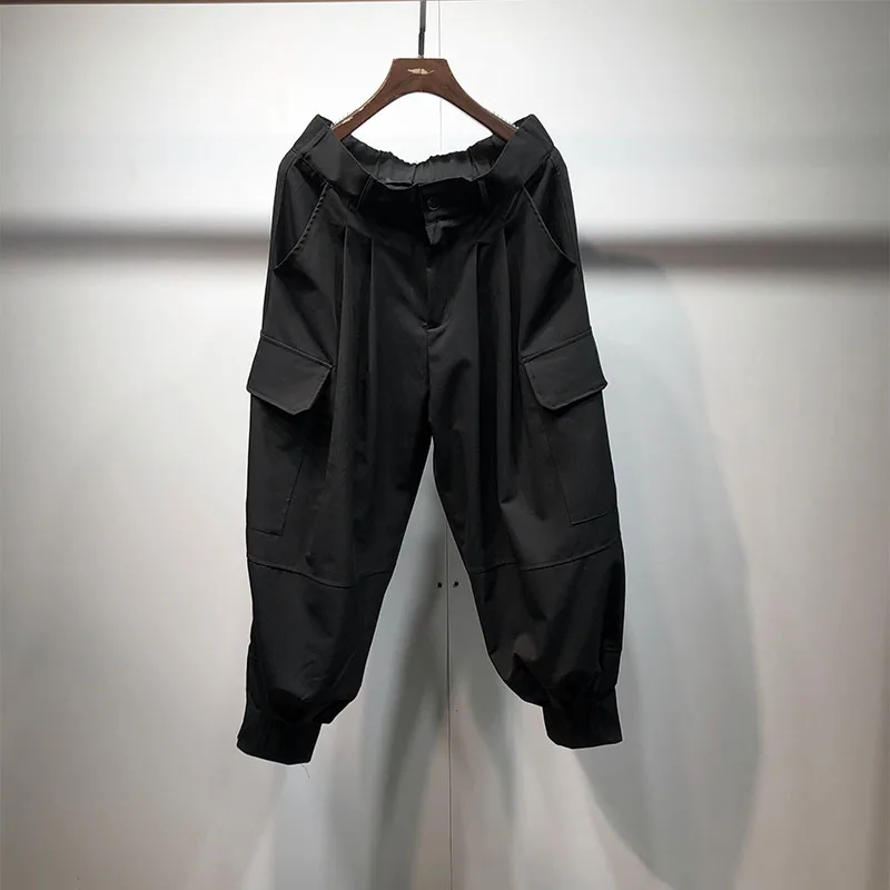 Summer big fashion men's dark black loose and thin Multi Pocket tooling Leggings Harajuku style casual Capris fashion
Summer big fashion men's dark black loose and thin Multi Pocket tooling Leggings Harajuku style casual Capris fashion