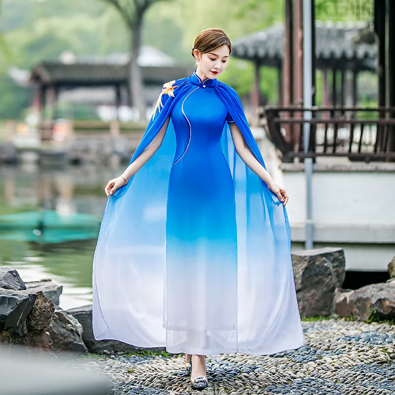 Phoenix Applique Satin Qipao Blue-White Gradient Cheongsams Set Women Sexy Big Size Cloak Dress 2PCS Performance Grace Vestidos
Phoenix Applique Satin Qipao Blue-White Gradient Cheongsams Set Women Sexy Big Size Cloak Dress 2PCS Performance Grace Vestidos