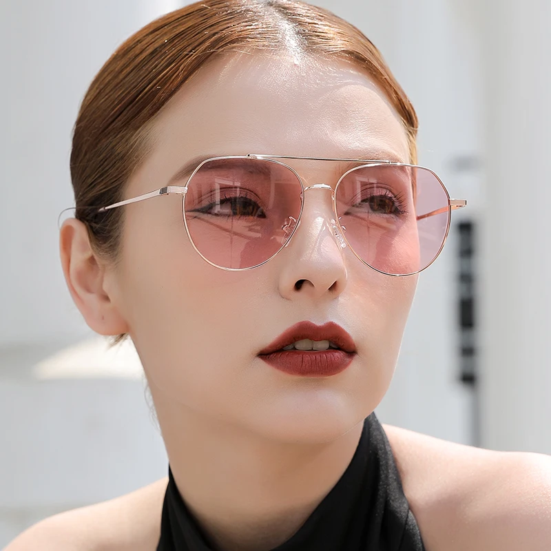 Gradient Sunglasses Women Vintage Polarized UV400 Lens Sun Glasses Luxury Ladies Brand Designer Fashion Eyewear For Female 90274
Gradient Sunglasses Women Vintage Polarized UV400 Lens Sun Glasses Luxury Ladies Brand Designer Fashion Eyewear For Female 90274