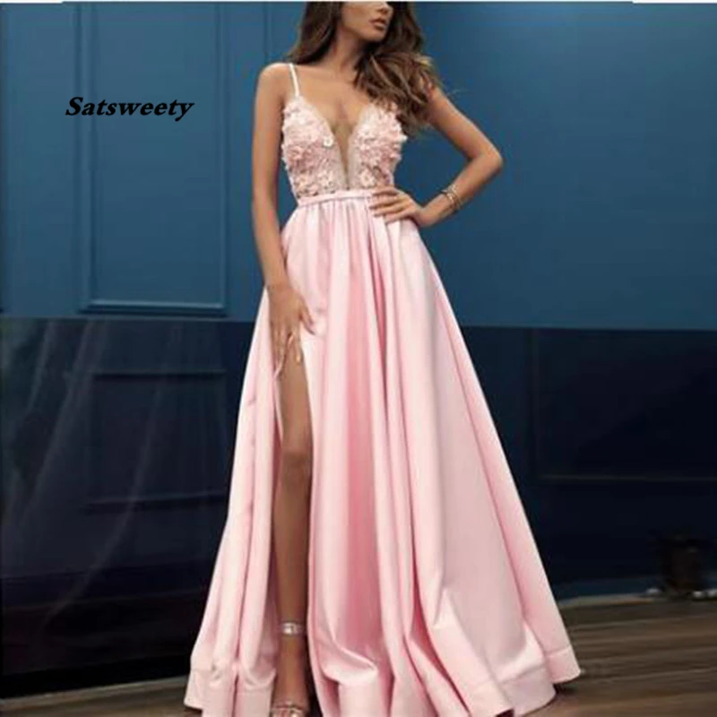 High Waist V neck Satin Long Dress New Elegant Appliques Prom Party Slip Gowns Women Pretty Pink Sexy Slit Evening Gowns
High Waist V neck Satin Long Dress New Elegant Appliques Prom Party Slip Gowns Women Pretty Pink Sexy Slit Evening Gowns