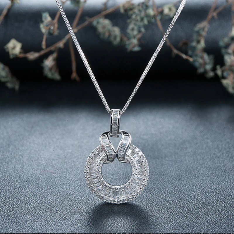 Huitan Bling Bling Pendant Necklace for Women Luxury Wedding Engagement Accessories with Dazzling Cubic Zirconia Fashion Jewelry
Huitan Bling Bling Pendant Necklace for Women Luxury Wedding Engagement Accessories with Dazzling Cubic Zirconia Fashion Jewelry