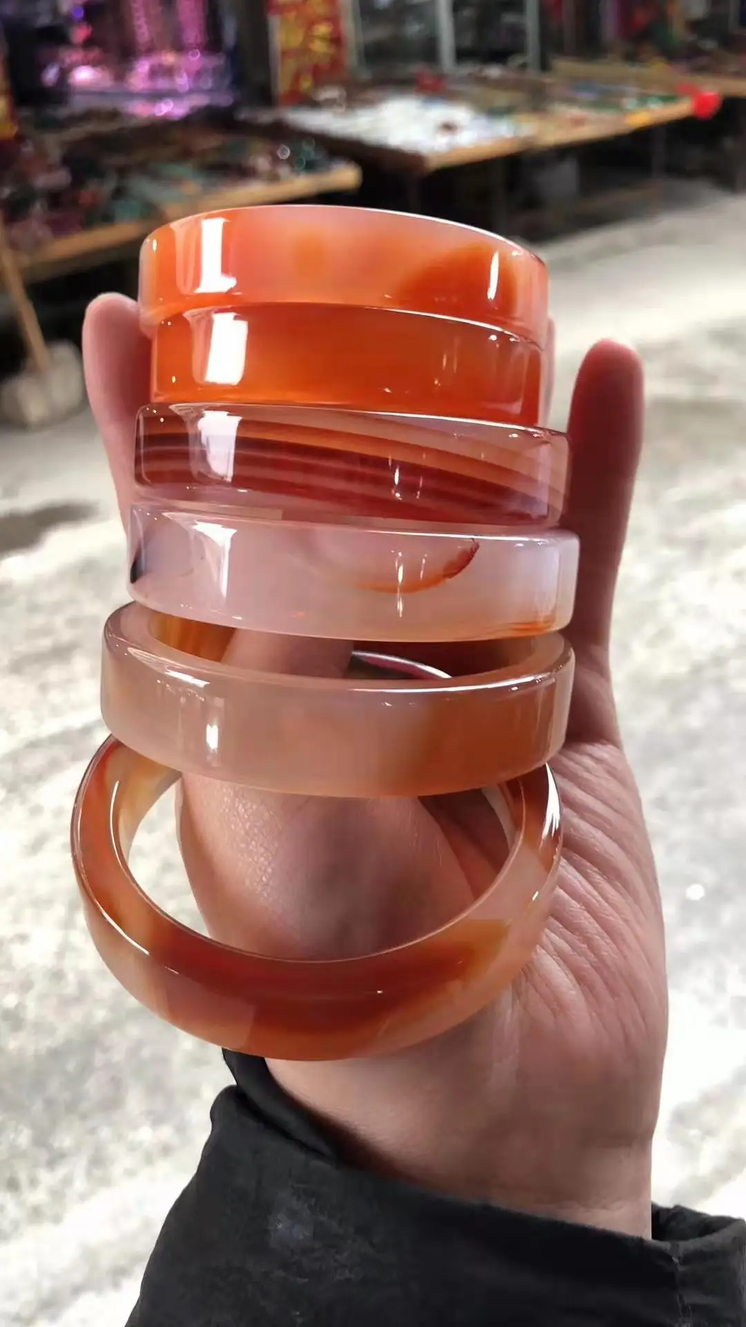 Natural handcarved red agate bangle bracelets women bangle jade jewelry jadeite jade bangles bracelet for women
Natural handcarved red agate bangle bracelets women bangle jade jewelry jadeite jade bangles bracelet for women