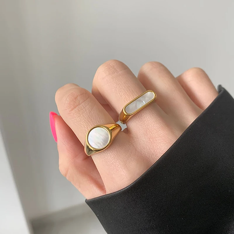 ZJ Wholesale Street Style Non Tarnished Minimalist Natural White Shell Ring Women Stainless Steel French Elegant Wedding Jewelry
ZJ Wholesale Street Style Non Tarnished Minimalist Natural White Shell Ring Women Stainless Steel French Elegant Wedding Jewelry