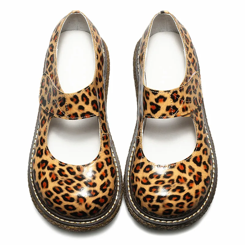Kawaii girl Lolita cute big shoes Leopard printing Flat Platform Shoes college style round head soft sister lovely princess cos
Kawaii girl Lolita cute big shoes Leopard printing Flat Platform Shoes college style round head soft sister lovely princess cos