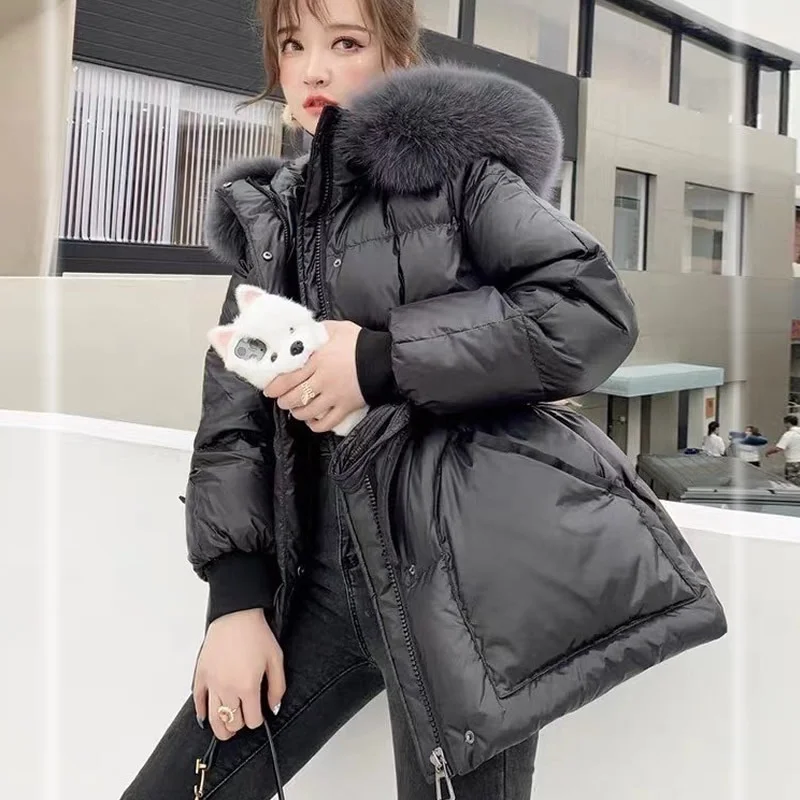 2021 Newest big fur 90% White duck down women jacket black beige white winter coats outdoor windproof warm female short parkas
2021 Newest big fur 90% White duck down women jacket black beige white winter coats outdoor windproof warm female short parkas