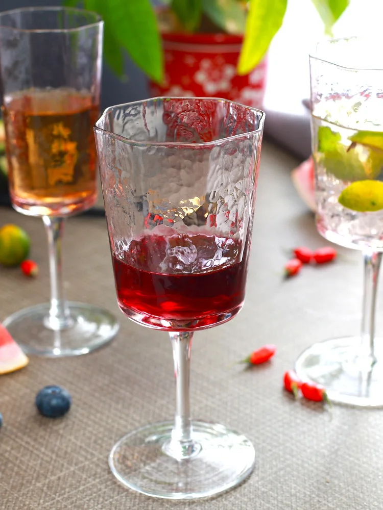 Creative Wine Glasses Colorful Glass Goblet Champagne Glasses Cups Octagonal Cup Wedding Glasses Luxury Home Bar Hotel Drinkware
Creative Wine Glasses Colorful Glass Goblet Champagne Glasses Cups Octagonal Cup Wedding Glasses Luxury Home Bar Hotel Drinkware