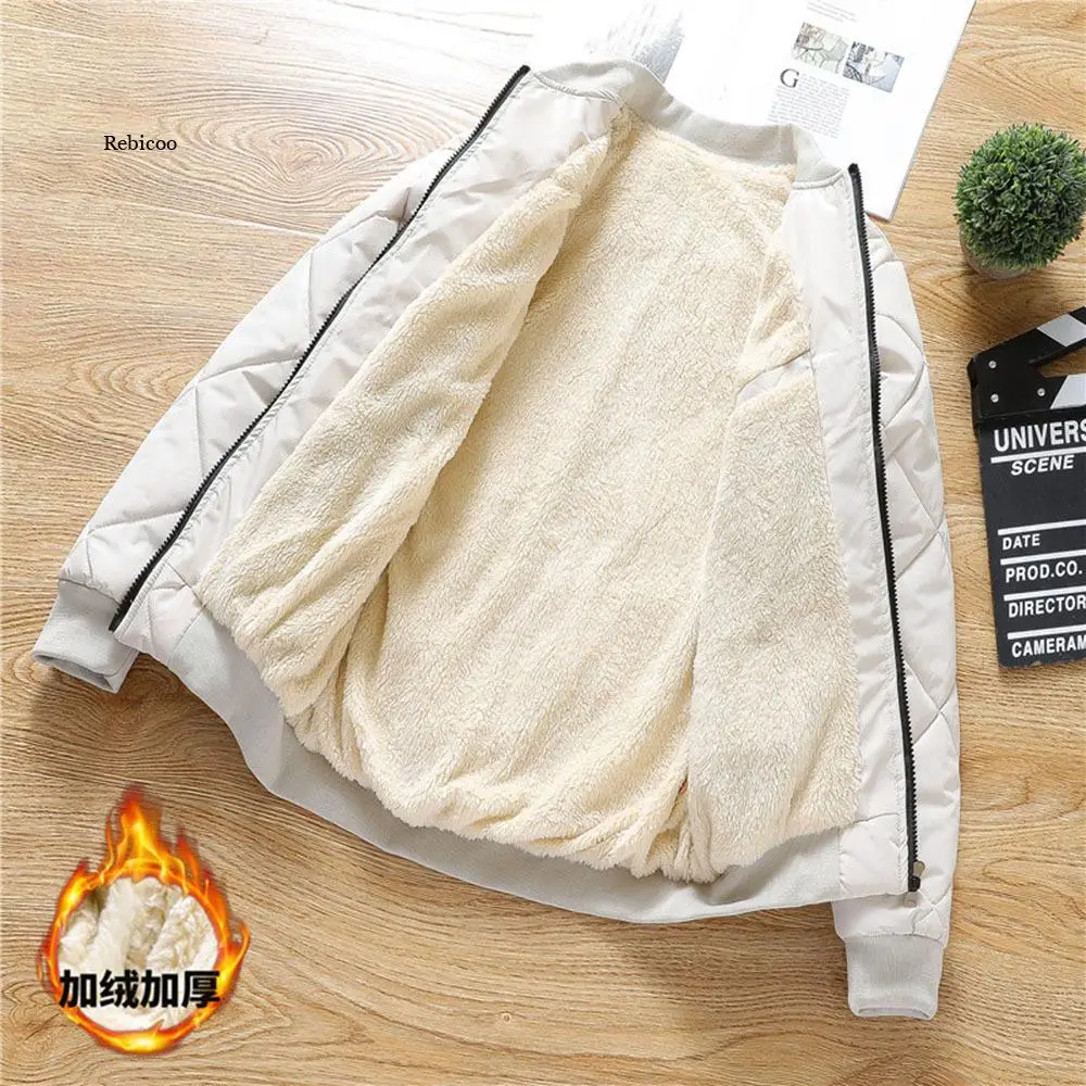 Men's Cotton Padded Jacket Baseball Collar Korean Fashion Coat Thickened Plush Cotton Handsome Stand Collar Winter Wear
Men's Cotton Padded Jacket Baseball Collar Korean Fashion Coat Thickened Plush Cotton Handsome Stand Collar Winter Wear