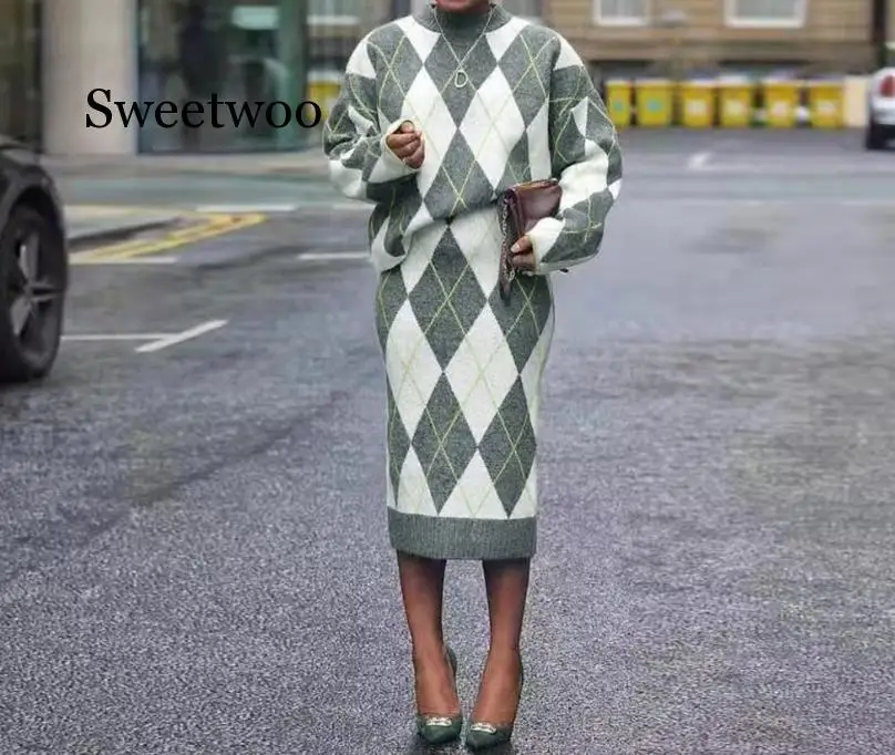 Winter Women Set Full Sleeve Plaid Print Tracksuit Tops Skirts Suit Two Piece Set Night Club Street
Winter Women Set Full Sleeve Plaid Print Tracksuit Tops Skirts Suit Two Piece Set Night Club Street