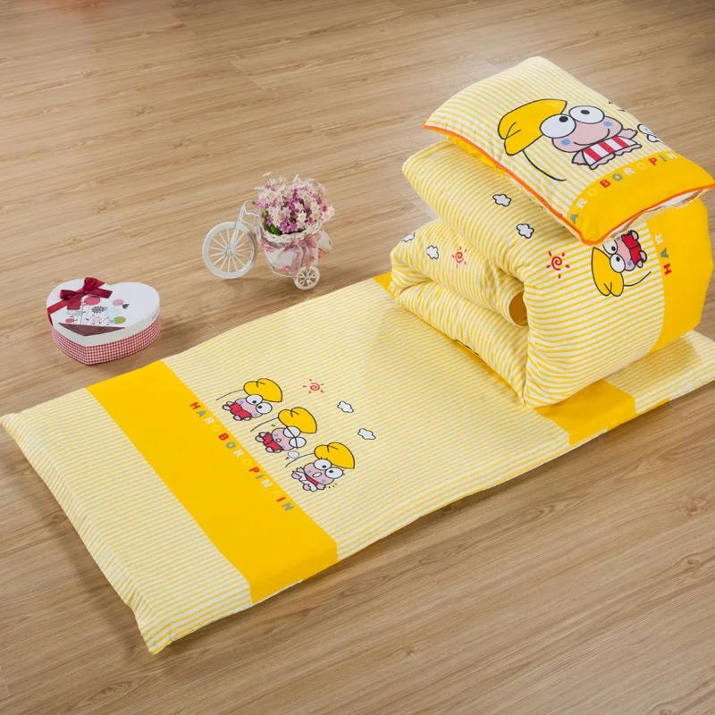 Kindergarten Printing Quilt Cover Pillowcase Cushion Cover 3-Piece Set Children Cartoon Pattern Quilt Cover Set Bedding SetLC226
Kindergarten Printing Quilt Cover Pillowcase Cushion Cover 3-Piece Set Children Cartoon Pattern Quilt Cover Set Bedding SetLC226