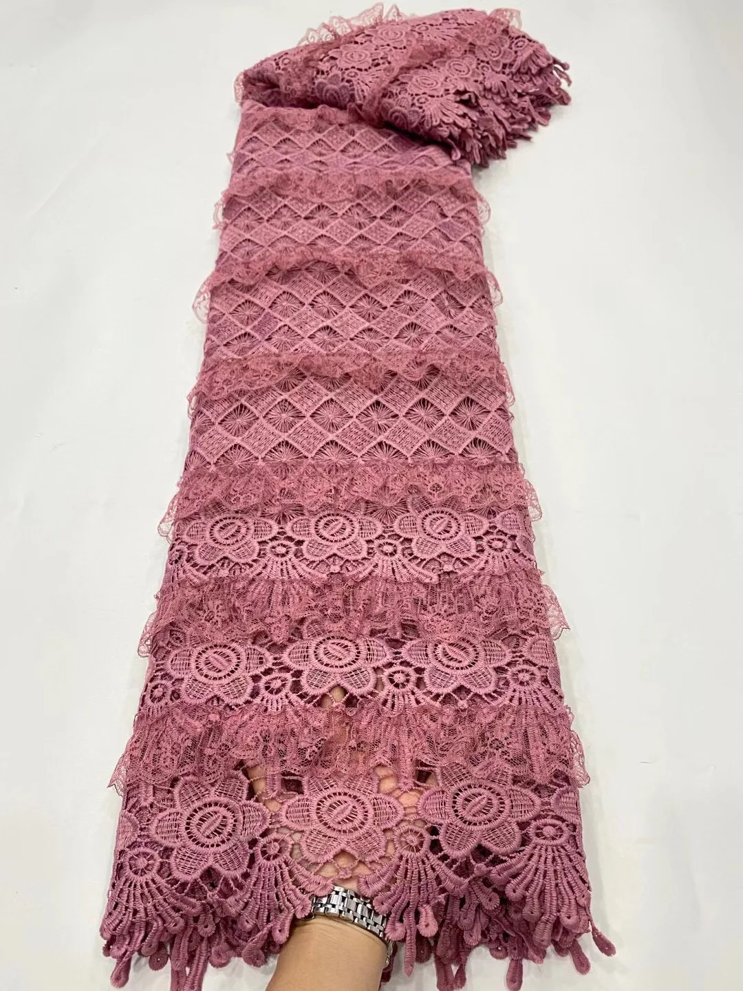 2021 High Quality Nigerian Milk Silk Lace For African Tulle Mesh Lace Fabric France Cord Lace For Party Wedding Dress KDP21110
2021 High Quality Nigerian Milk Silk Lace For African Tulle Mesh Lace Fabric France Cord Lace For Party Wedding Dress KDP21110