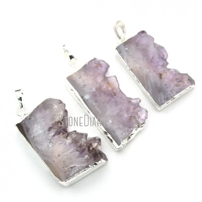 PM16398 10pcs Amethysts Druzy Pendant Drusy Slice With Silver Plated Edging Appox.40mm x 18mm
PM16398 10pcs Amethysts Druzy Pendant Drusy Slice With Silver Plated Edging Appox.40mm x 18mm