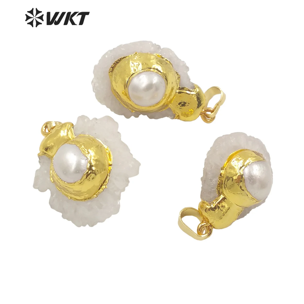 WT-P1750 Elegant Noble Classic Gold Electroplated Mother of Pearl Pendants mixed with Stalactite Grace Pendants for Women & Gift
WT-P1750 Elegant Noble Classic Gold Electroplated Mother of Pearl Pendants mixed with Stalactite Grace Pendants for Women & Gift