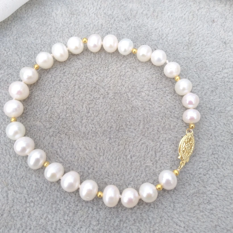 Handmade Gorgeous Japanese Akoya White Round Sea Pearl Bracelet 7.5-8" Filled 14k Gold Clasp Free Shipping
Handmade Gorgeous Japanese Akoya White Round Sea Pearl Bracelet 7.5-8" Filled 14k Gold Clasp Free Shipping