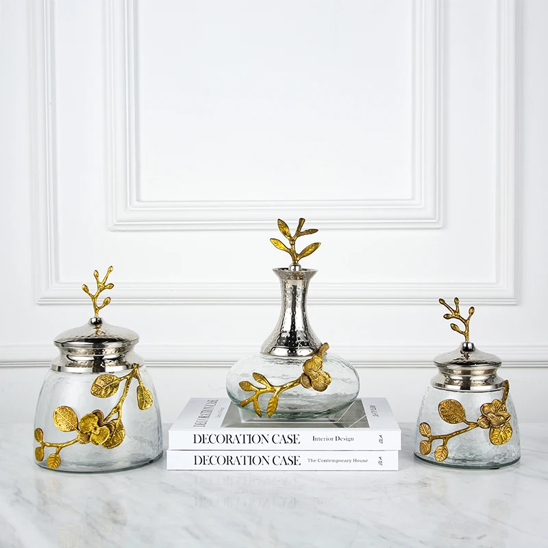 European Glass Storage Jars with Lid Gilded Leaves Decorative Cereal Dispenser Desktop Snack Organizer Home Decoration Ornaments
European Glass Storage Jars with Lid Gilded Leaves Decorative Cereal Dispenser Desktop Snack Organizer Home Decoration Ornaments