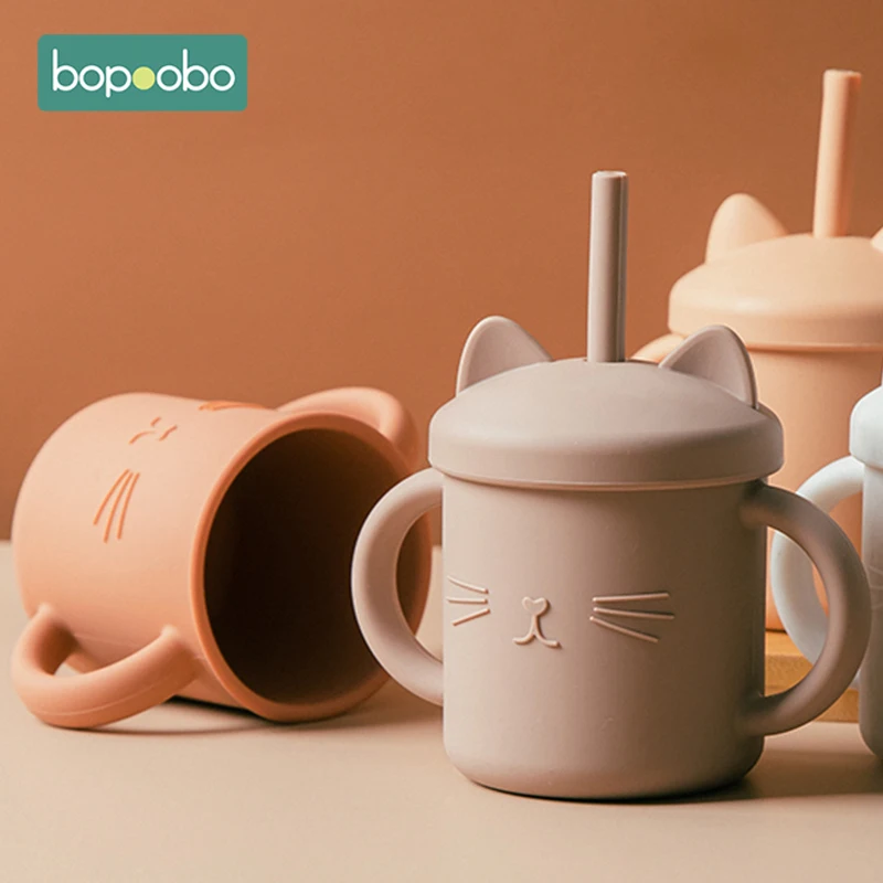 Bopoobo детская соломенная чашка для кормления с рисунком кота, обучающая чашка для кормления, Пищевая силиконовая бутылка для воды для малышей, посуда, BPA бесплатно
Bopoobo детская соломенная чашка для кормления с рисунком кота, обучающая чашка для кормления, Пищевая силиконовая бутылка для воды для малышей, посуда, BPA бесплатно