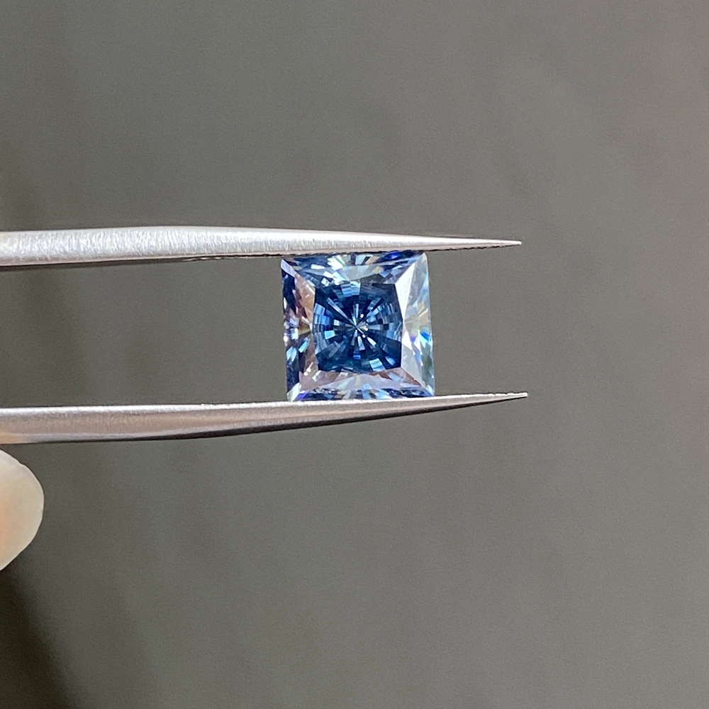 5mm-10mm Square Princess Cut Blue Moissanite Diamond Gemstone For Fashion Jewelry Making
5mm-10mm Square Princess Cut Blue Moissanite Diamond Gemstone For Fashion Jewelry Making