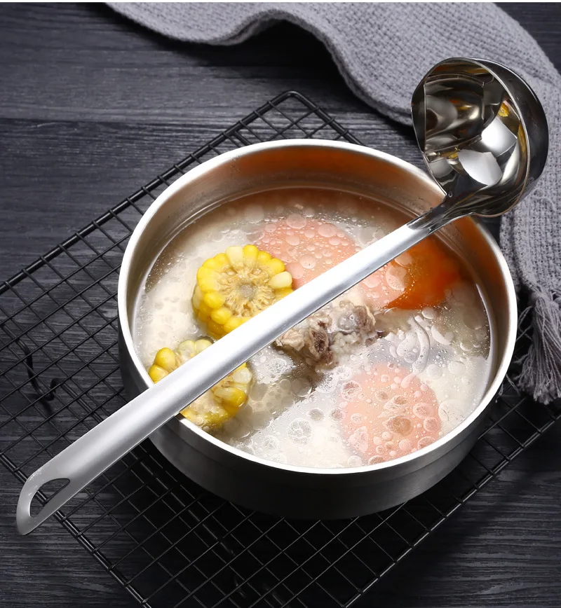 Масляный суп с длинной ручкой, отдельная ложка, домашнее сито, дуршлаг для приготовления пищи, кухонная ложка, половник из нержавеющей стали, посуда для ужина 
Масляный суп с длинной ручкой, отдельная ложка, домашнее сито, дуршлаг для приготовления пищи, кухонная ложка, половник из нержавеющей стали, посуда для ужина