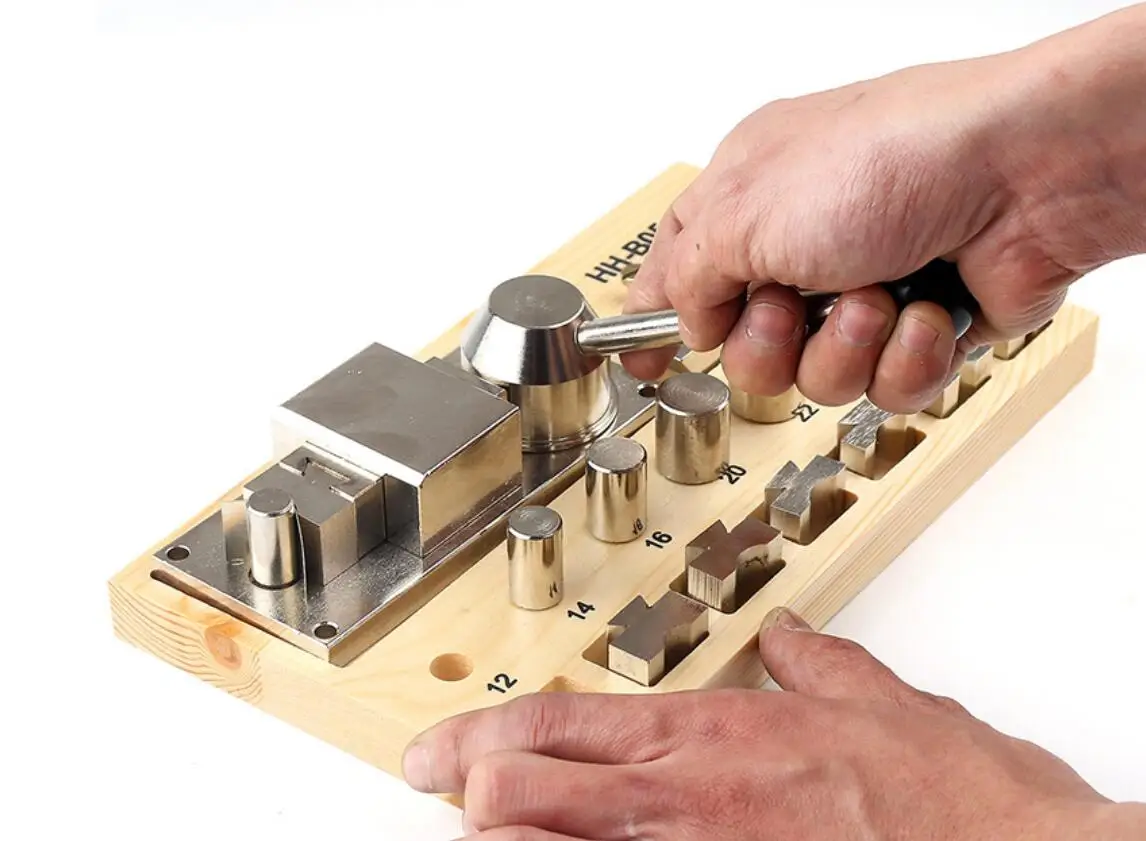 Jewelry Ring Bending Machine Multifunctional Ring Earring Bend Ring Bending Tool Set Making Jewelry Making for Jewelry Repairers
Jewelry Ring Bending Machine Multifunctional Ring Earring Bend Ring Bending Tool Set Making Jewelry Making for Jewelry Repairers