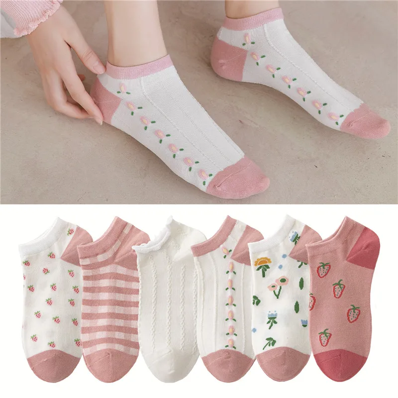 Spring And Summer Women Fashion Cotton Short Heel Socks Cute Breathable Shallow Mouth Plaid And Small Flowers Boat Socks Female
Spring And Summer Women Fashion Cotton Short Heel Socks Cute Breathable Shallow Mouth Plaid And Small Flowers Boat Socks Female