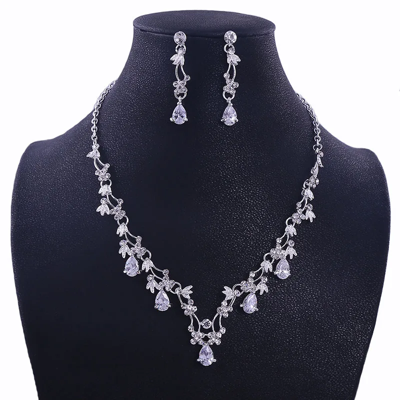 Floralbride Crystal Rhinestone Cubic Zirconia Wedding Jewelry Set Bridal CZ Necklace Earring Set Women Jewelry Bridesmaids
Floralbride Crystal Rhinestone Cubic Zirconia Wedding Jewelry Set Bridal CZ Necklace Earring Set Women Jewelry Bridesmaids