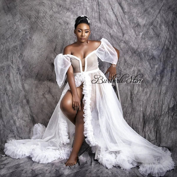Sexy White See Thru Women Long Tulle Robe Ruffles Tiered High Split Women Dresses Beach Party Maternity Photoshoot Dress
Sexy White See Thru Women Long Tulle Robe Ruffles Tiered High Split Women Dresses Beach Party Maternity Photoshoot Dress
