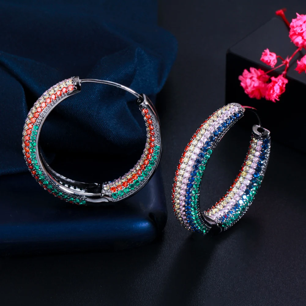 CWWZircons Delicate Colorful Full CZ Stone Paved Big Round Hoop Earrings for Women Black Gold Color Dancing Party Jewelry E0565
CWWZircons Delicate Colorful Full CZ Stone Paved Big Round Hoop Earrings for Women Black Gold Color Dancing Party Jewelry E0565