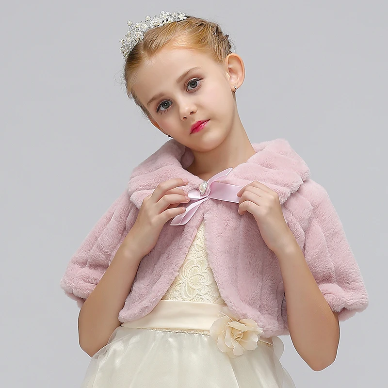 Retail Fur Little Girls Spring and Autumn Jacket With Ribbon Bow Crystal Children Coat Cape For Wedding
Retail Fur Little Girls Spring and Autumn Jacket With Ribbon Bow Crystal Children Coat Cape For Wedding