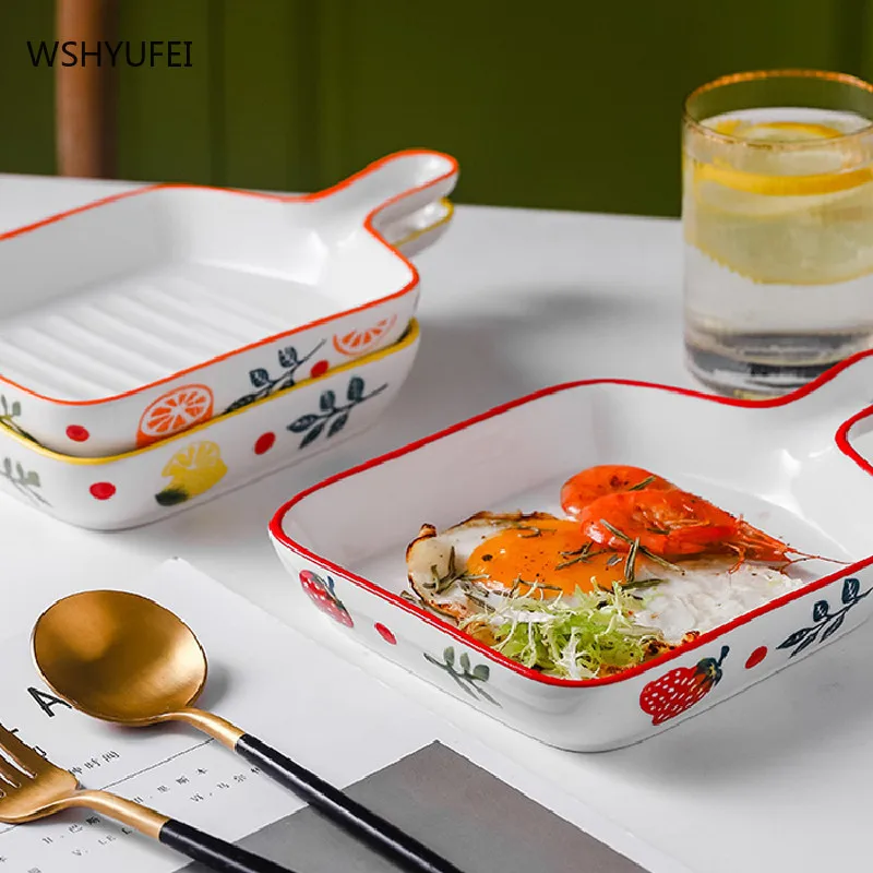 Креативная керамическая тарелка с фруктовым узором и ручкой, домашняя кухня, ресторан, кухонная посуда, блюдо для запеченного десерта в западном стиле, инструменты для риса
Креативная керамическая тарелка с фруктовым узором и ручкой, домашняя кухня, ресторан, кухонная посуда, блюдо для запеченного десерта в западном стиле, инструменты для риса