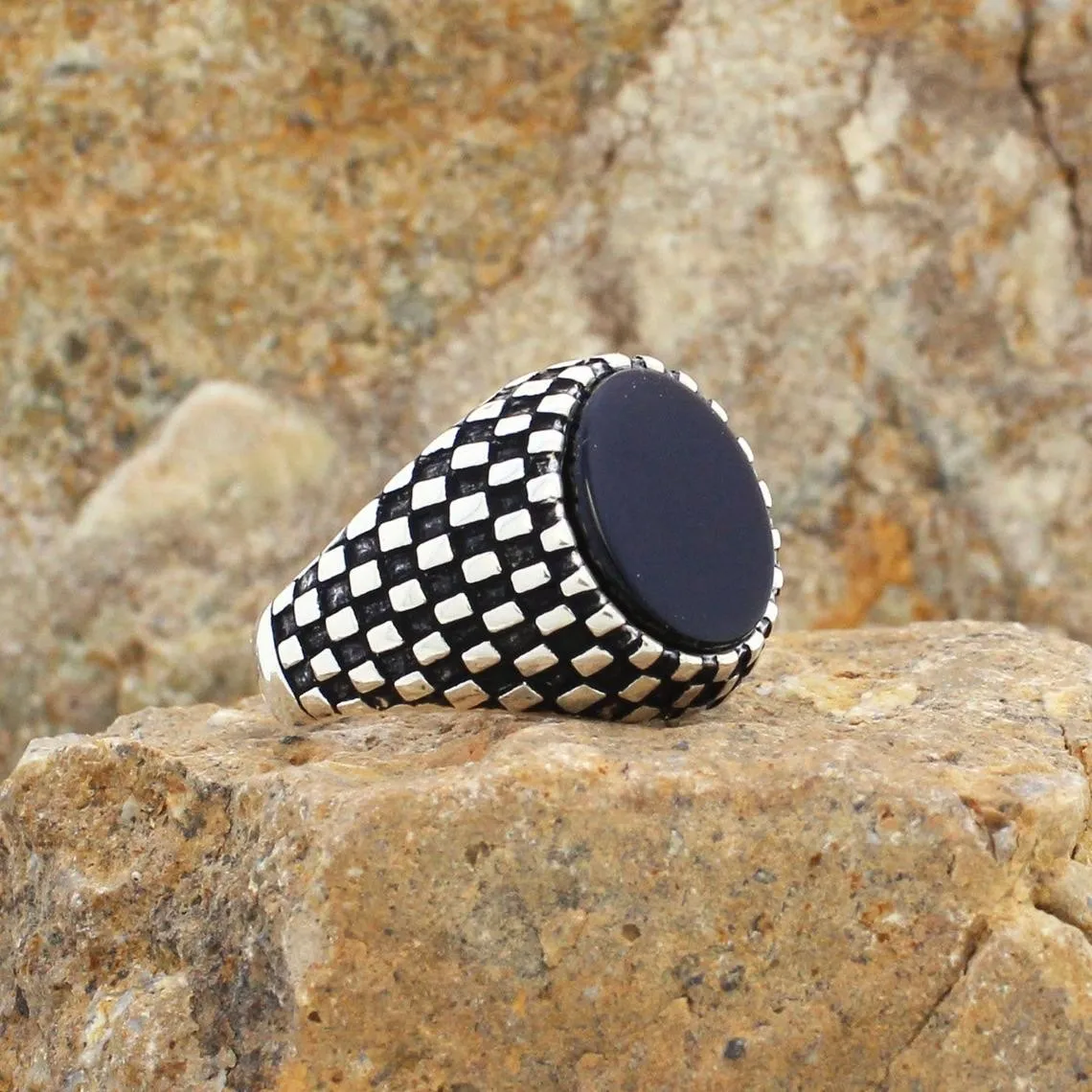 Solid 925 Sterling Silver Checkers Design Flat Onyx Stone Men's Ring Special Business Jewelry Accessory For Men Made in Turkey
Solid 925 Sterling Silver Checkers Design Flat Onyx Stone Men's Ring Special Business Jewelry Accessory For Men Made in Turkey
