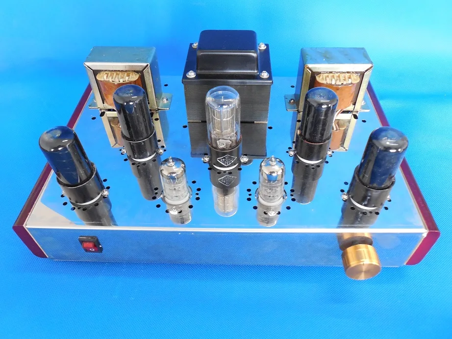 12W+12W 6P6P\6V6 push-pull tube amplifier power amplifier pure manual scaffolding technology, frequency response: 20Hz--35KHz
12W+12W 6P6P\6V6 push-pull tube amplifier power amplifier pure manual scaffolding technology, frequency response: 20Hz--35KHz