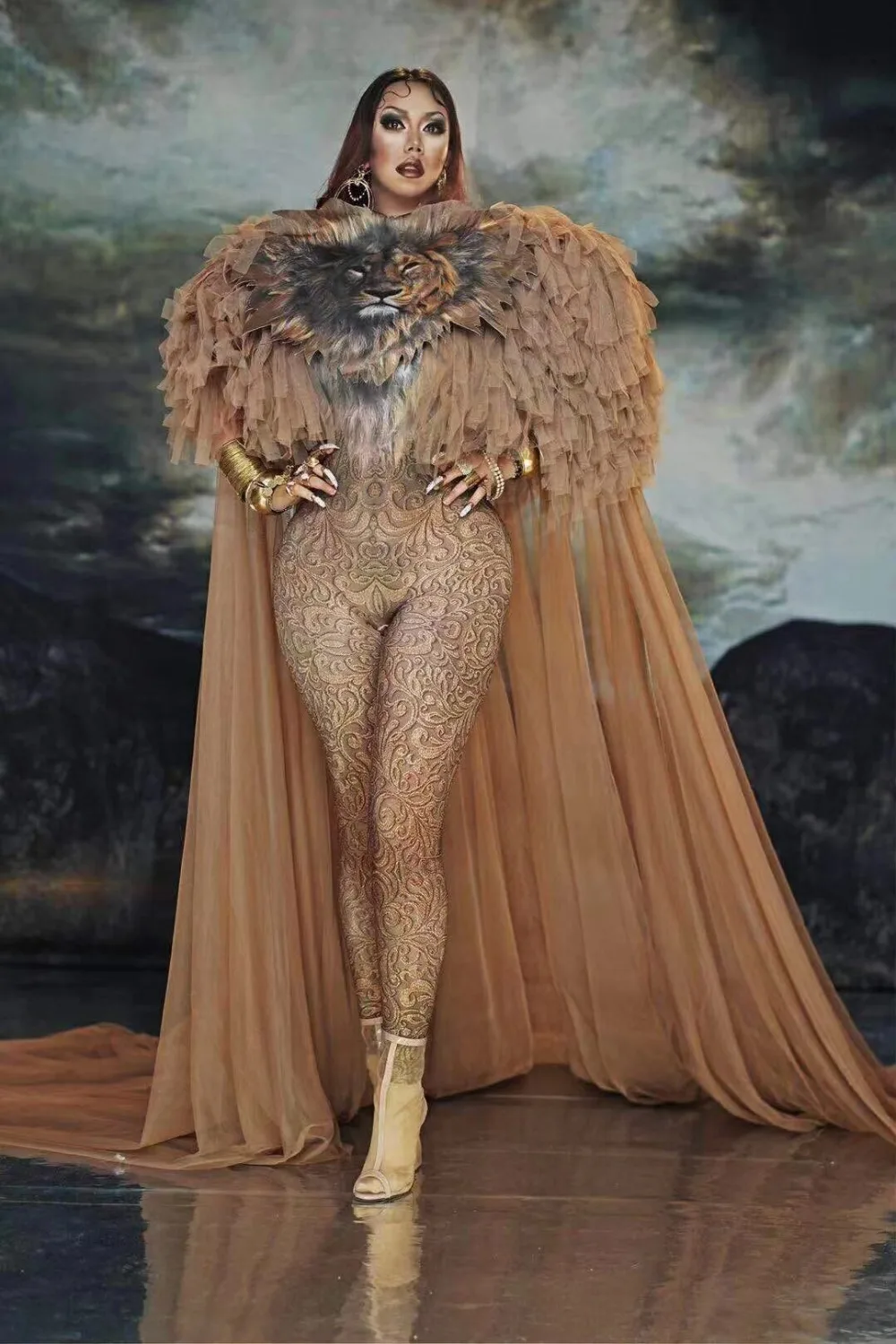 Sexy Lion king costume Women female stage dance wear Long Tail DJ Nightclub Evening Outfit Birthday Celebrate Dresses
Sexy Lion king costume Women female stage dance wear Long Tail DJ Nightclub Evening Outfit Birthday Celebrate Dresses