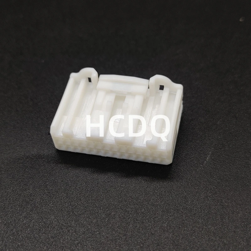 10 PCS Original and genuine 1717115-1 automobile connector plug housing supplied from stock
10 PCS Original and genuine 1717115-1 automobile connector plug housing supplied from stock