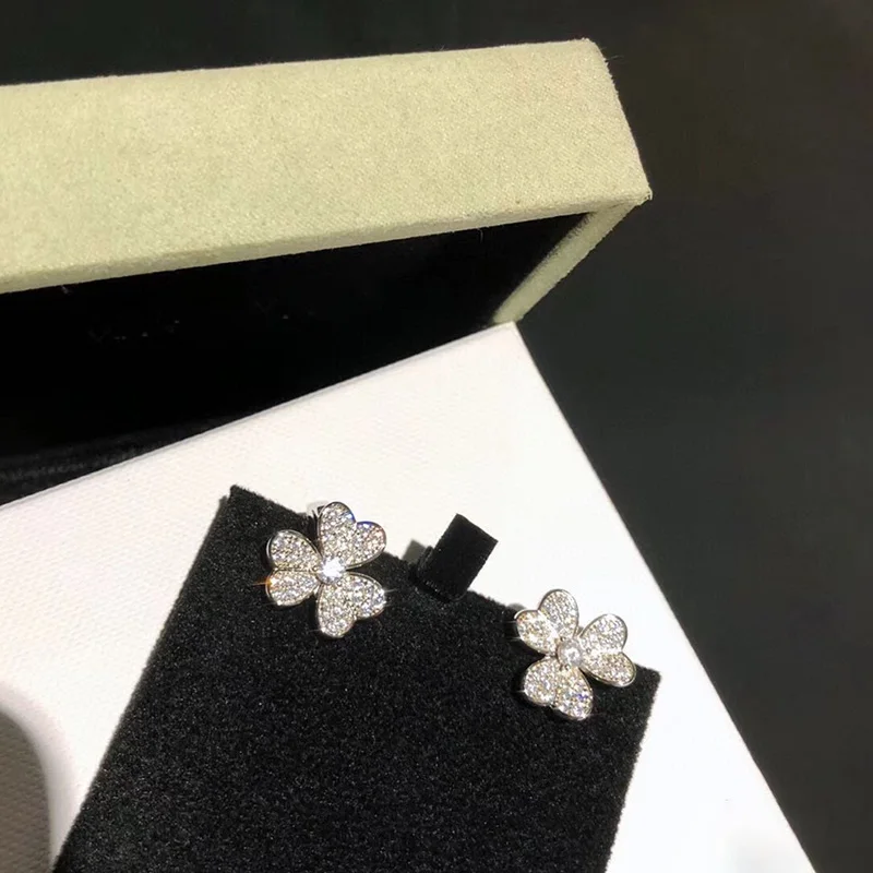 Hot Brand Pure 925 Sterling Silver Earrings Leaf Flower Earrings Jewelry Stud Earrings White 925 Earrings Jewelry
Hot Brand Pure 925 Sterling Silver Earrings Leaf Flower Earrings Jewelry Stud Earrings White 925 Earrings Jewelry