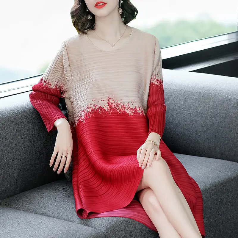 2023 Spring And Summer Color Matching Pleated Dress New Temperament Gradient Color
2023 Spring And Summer Color Matching Pleated Dress New Temperament Gradient Color