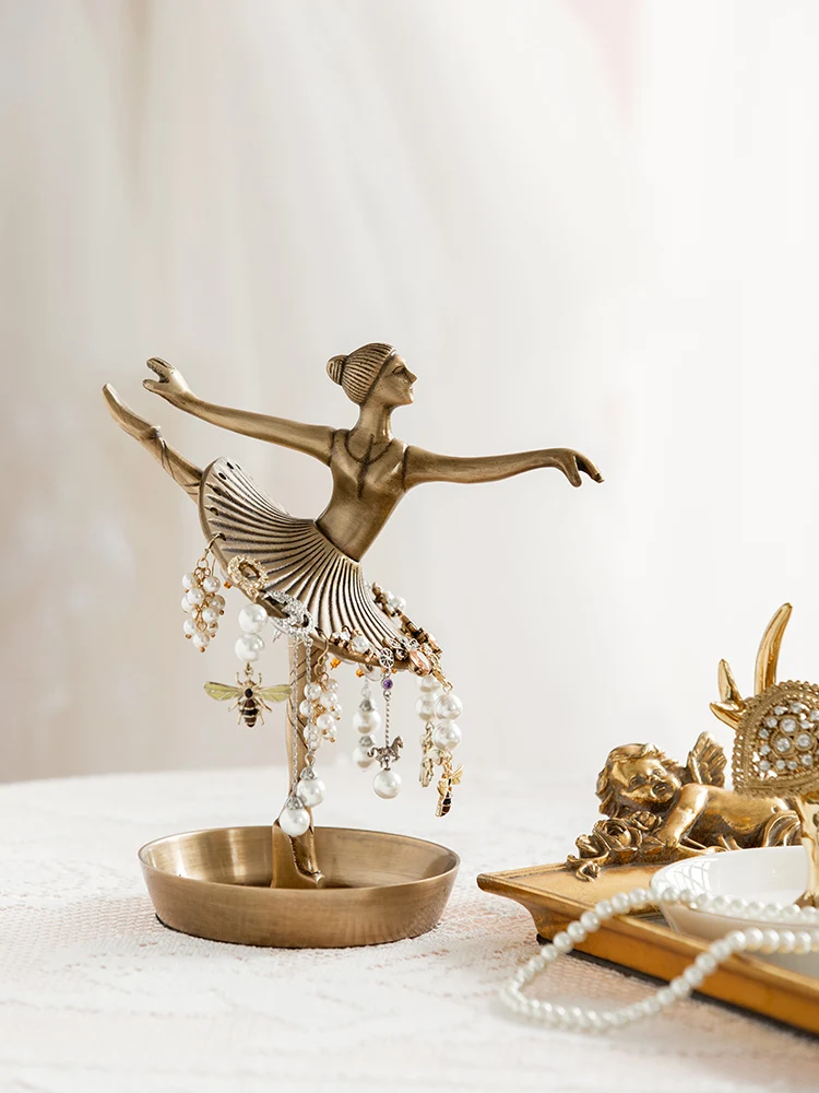 India Hand made brass home decoration Earring hanger Ballet Retro Small exquisite jewelry box personality Art decoration
India Hand made brass home decoration Earring hanger Ballet Retro Small exquisite jewelry box personality Art decoration