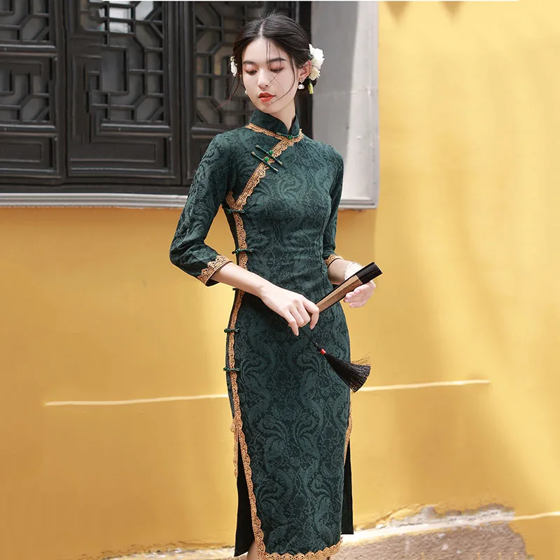 Plus Size New Dark Green Lady Cheongsam Improvement High-Quality Elegant Banquet Wear Women's Evening Top Chinese Party Dresses
Plus Size New Dark Green Lady Cheongsam Improvement High-Quality Elegant Banquet Wear Women's Evening Top Chinese Party Dresses
