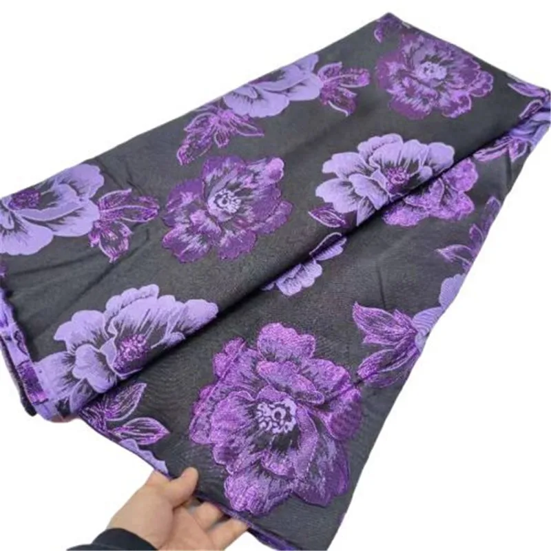 Fashion African Brocade Lace Fabric 5 Yards 2021 French Brocade Lace Fabric High Quality For Party Wedding Cloth 1215
Fashion African Brocade Lace Fabric 5 Yards 2021 French Brocade Lace Fabric High Quality For Party Wedding Cloth 1215