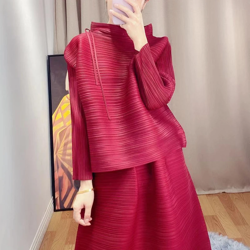 2021 women's spring new stand-up collar pleated top Miyak fold Fashion loose plus size slim long sleeve T-shirt tied
2021 women's spring new stand-up collar pleated top Miyak fold Fashion loose plus size slim long sleeve T-shirt tied
